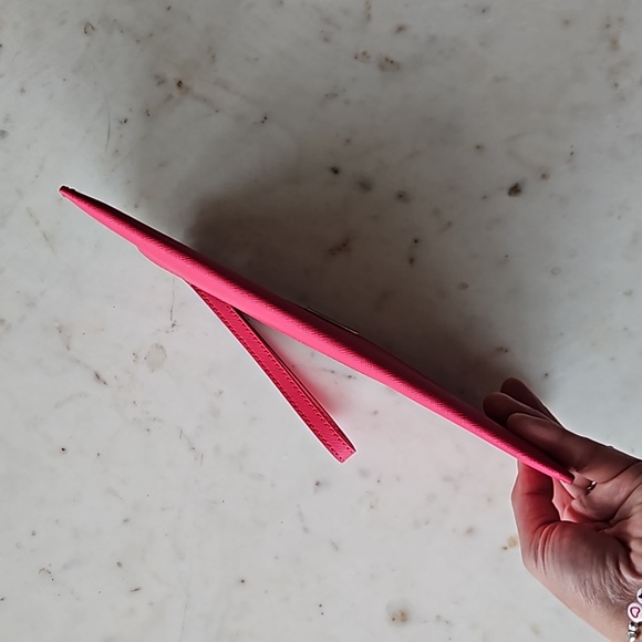 Henri Bendel Pink West 57th Travel Wristlet - Picture 8 of 8